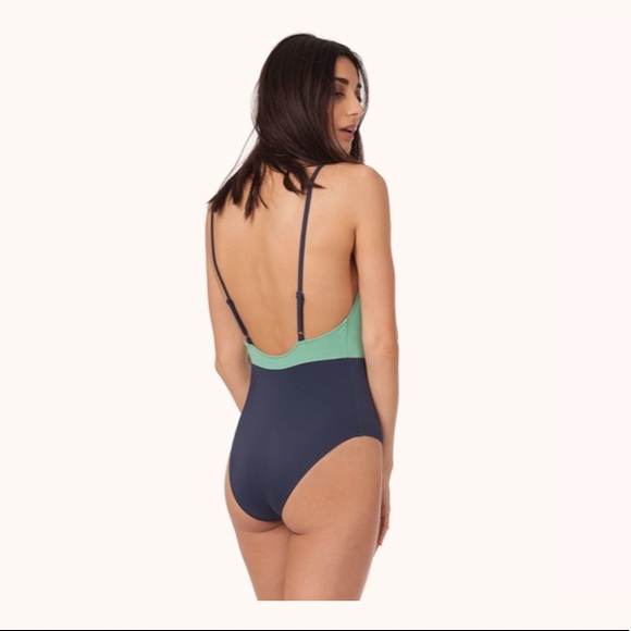 Lively One-piece Swimsuit - Picture 3 of 7